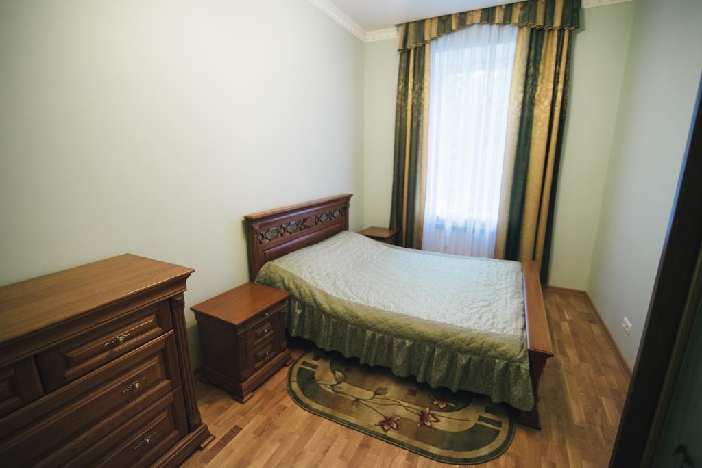 Apartment On Bernarda Meretyna Львов Экстерьер фото