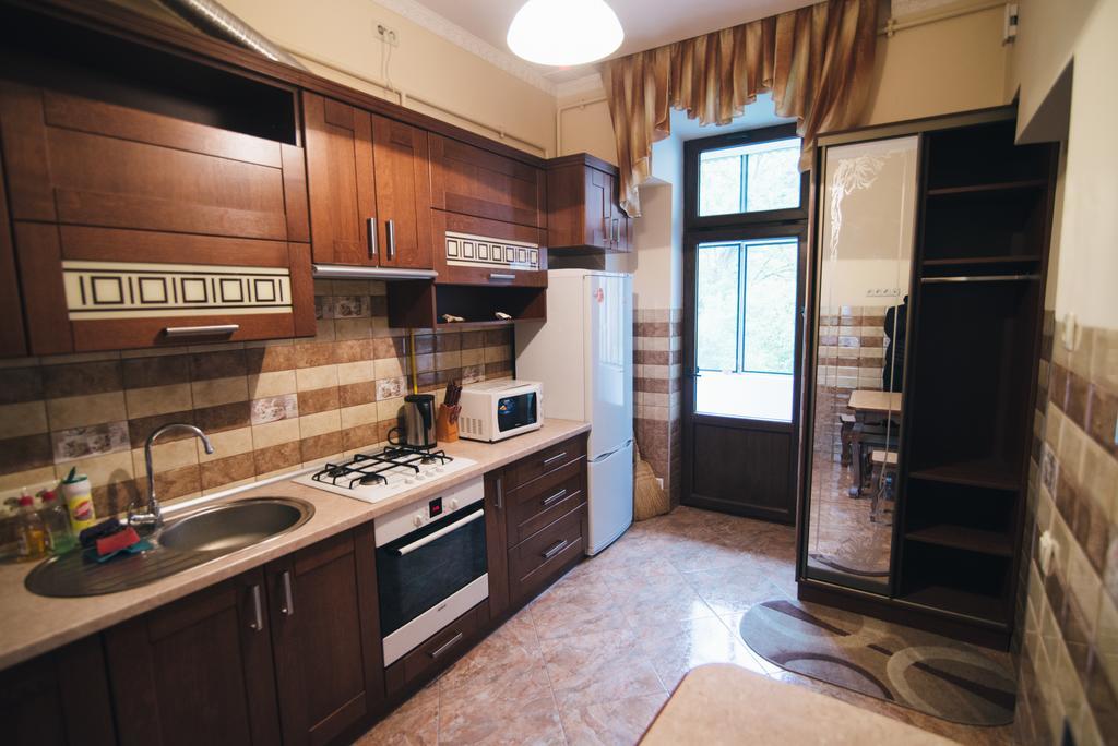 Apartment On Bernarda Meretyna Львов Экстерьер фото